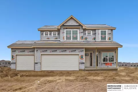 10313 S 110th St, Papillion, NE 68046