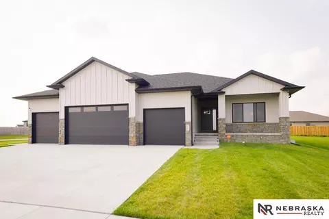 7600 Augustine Ave, Lincoln, NE 68516
