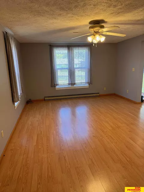1517 N St, Tekamah, NE 68061 photo 6