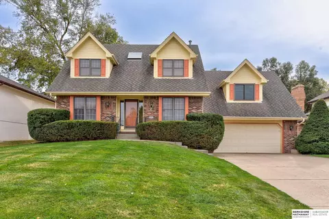 6233 S 79th Cir, Ralston, NE 68127