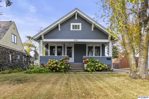 2024 N 49 St, Omaha, NE 68104