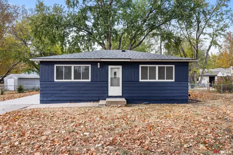 5910 Tangeman Ter, Lincoln, NE 68505