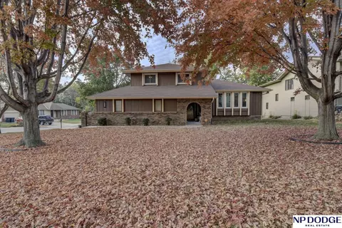 14705 Harvey Oaks Ave, Omaha, NE 68144