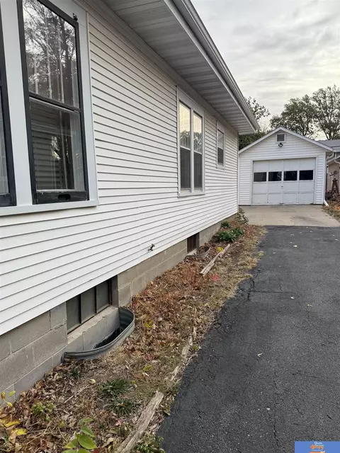 1410 N 10th St, Beatrice, NE 68310 photo 7