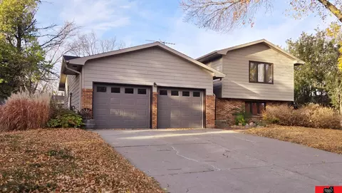 809 Centennial Rd, West Point, NE 68788