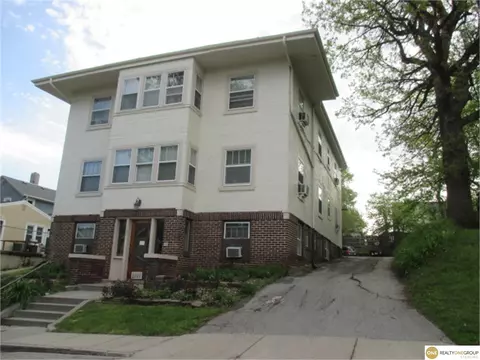 145 N 34 St #1-6, Omaha, NE 68131