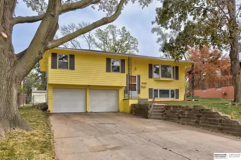 5417 Bay Meadows Rd, Omaha, NE 68127