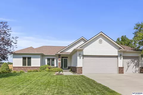 19820 Chicago St, Omaha, NE 68022
