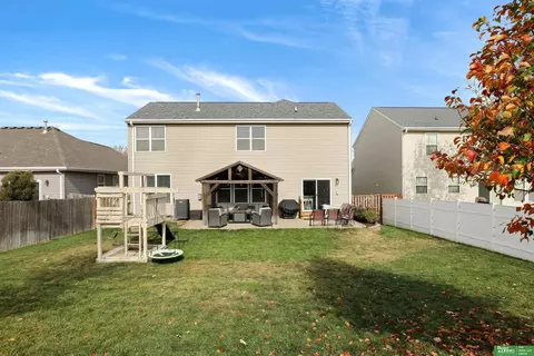 Exterior - 14883 Eagle St, Bennington, NE 68007 photo 6 of 7