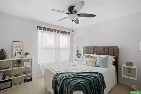 Bedroom - 14883 Eagle St, Bennington, NE 68007 photo 6 of 7