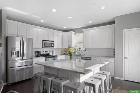 Kitchen - 14883 Eagle St, Bennington, NE 68007 photo 1 of 3