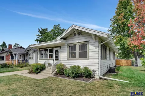 3020 Ryons St, Lincoln, NE 68502