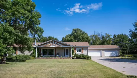 11529 Cornhusker Dr, Alma, NE 68920 photo 2