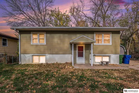 2810 Bryan Ave, Bellevue, NE 68005