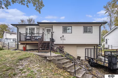 7626 Teal St, La Vista, NE 68128