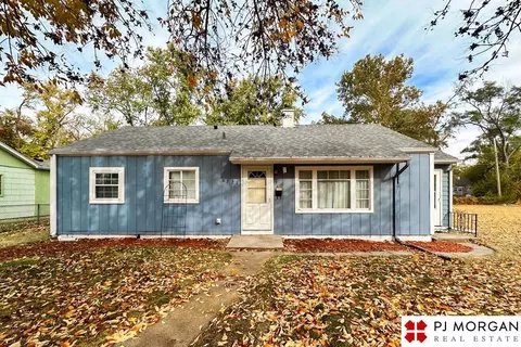 6772 Lafayette Ave, Omaha, NE 68132