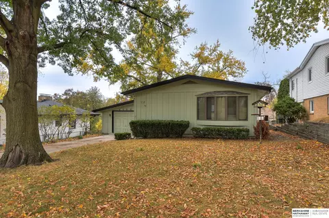 6306 Western Ave, Omaha, NE 68132