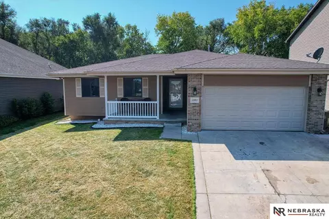 2983 W Peach St, Lincoln, NE 68522