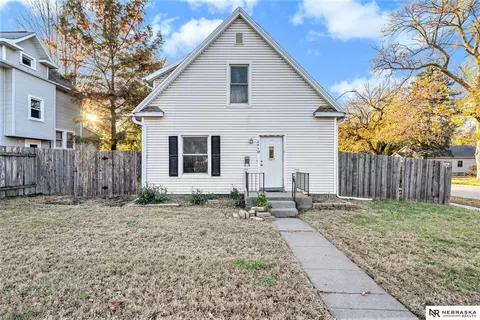 2959 N 53rd St, Lincoln, NE 68504