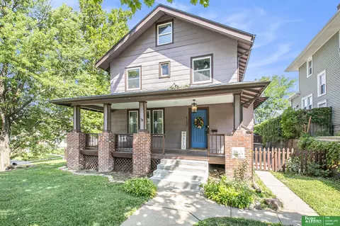 4188 Cass St, Omaha, NE 68131