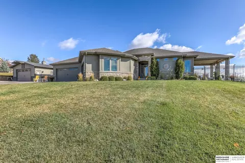 4732 Maney Ln, Blair, NE 68008