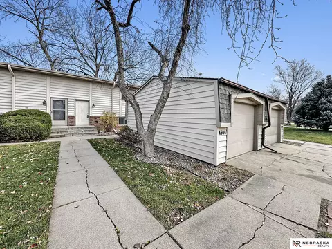 4308 Abbott Rd, Lincoln, NE 68516