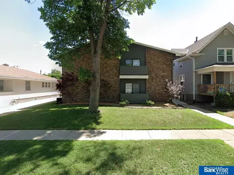 2021 G St, Lincoln, NE 68510