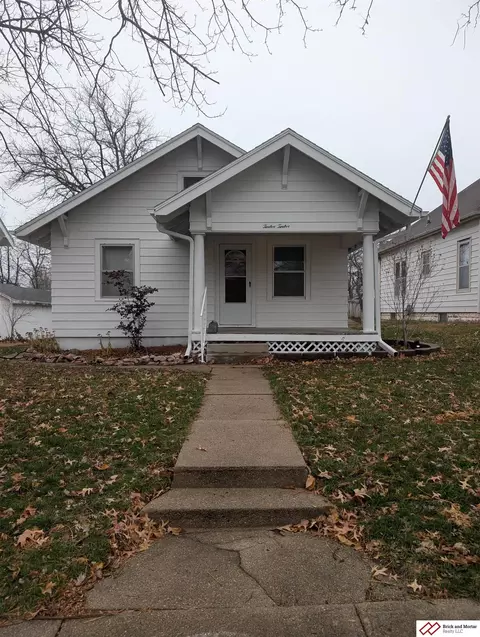 1212 Elk St, Beatrice, NE 68310