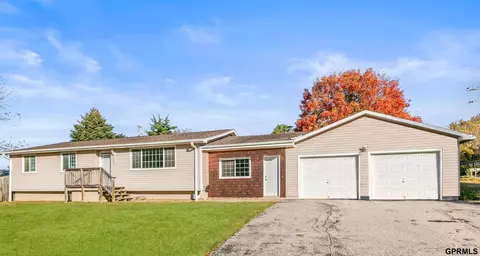 500 W Young St, Murray, NE 68409
