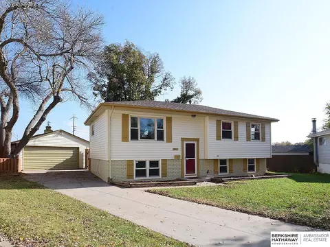 2711 S 116 Avenue Cir, Omaha, NE 68144