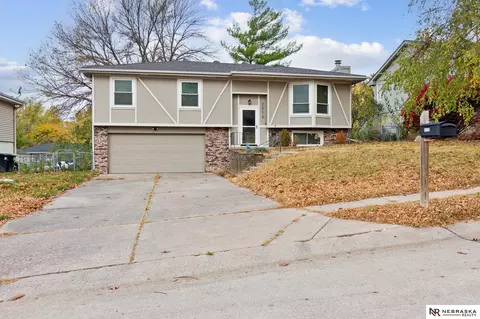 2510 N 142nd St, Omaha, NE 68164