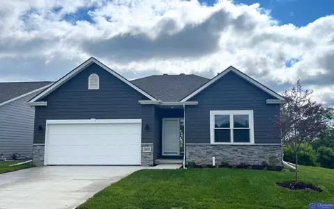 13075 S 44th Ave, Bellevue, NE 68123