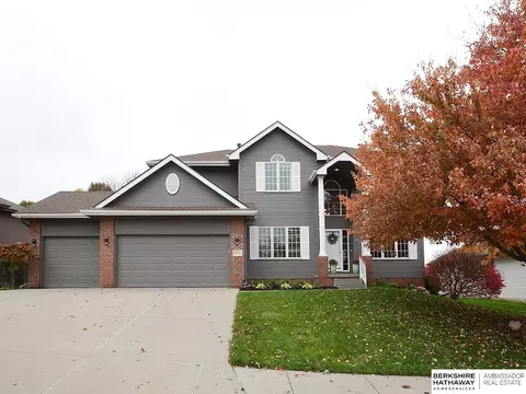 20110 Douglas St, Elkhorn, NE 68022