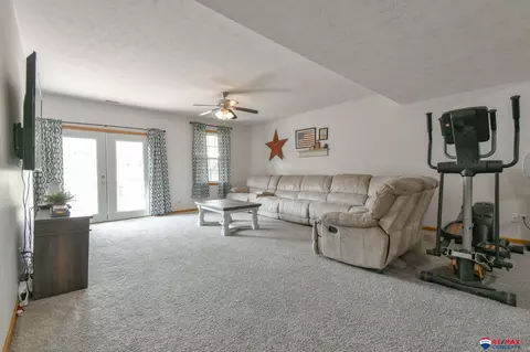 225 E St, Palmyra, NE 68418 photo 28