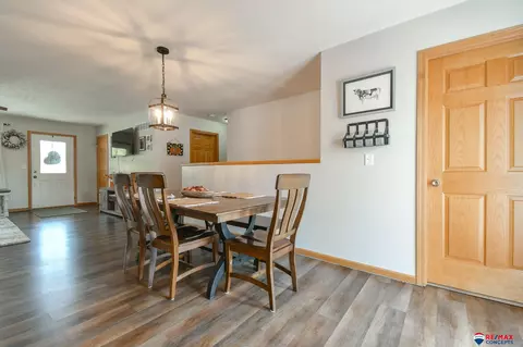 225 E St, Palmyra, NE 68418 photo 15