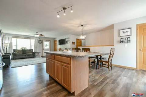 225 E St, Palmyra, NE 68418 photo 14