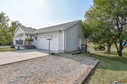 225 E St, Palmyra, NE 68418 photo 41