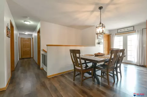 225 E St, Palmyra, NE 68418 photo 7