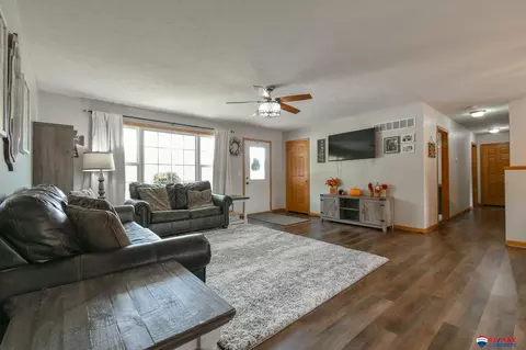 225 E St, Palmyra, NE 68418 photo 4