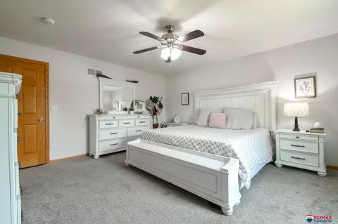 225 E St, Palmyra, NE 68418 photo 17