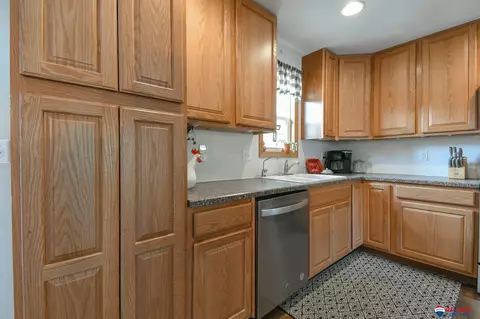 225 E St, Palmyra, NE 68418 photo 11
