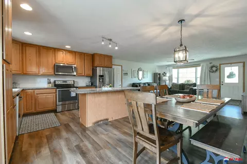 225 E St, Palmyra, NE 68418 photo 10
