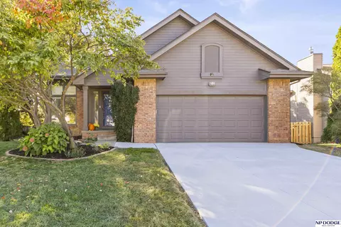 12509 Binney St, Omaha, NE 68164