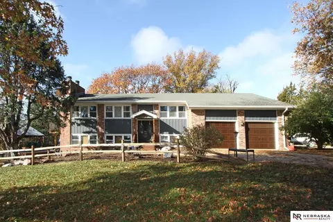 6401 SW 12th St, Lincoln, NE 68523