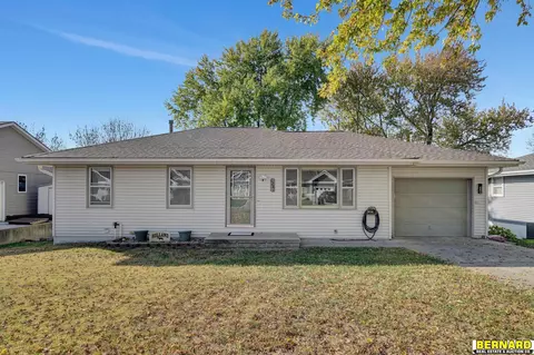 1241 N 13th St, Nebraska City, NE 68410