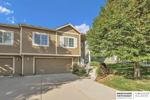 16208 Camden Ave, Omaha, NE 68116