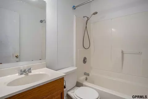 203 E 19th Ave, Bellevue, NE 68005 photo 13