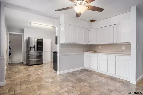 203 E 19th Ave, Bellevue, NE 68005 photo 7