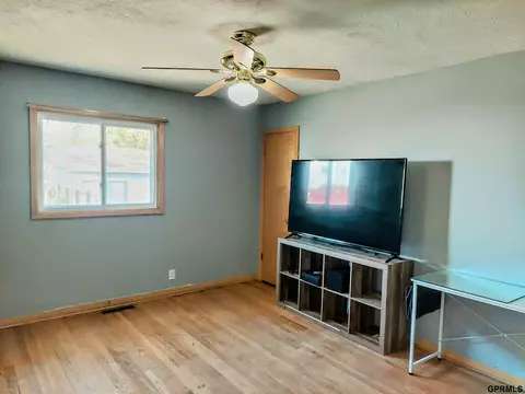 203 E 19th Ave, Bellevue, NE 68005 photo 12