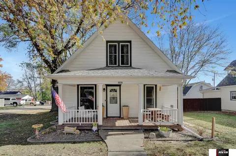 808 S 4th St, Eagle, NE 68347